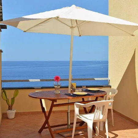 Studio Fur 2 Personen Ca 20 M In Moneglia, Italienische Riviera Italienische Westkuste Rapallo