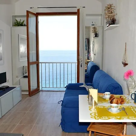 Studio Fur 2 Personen Ca 20 M In Moneglia, Italienische Riviera Italienische Westkuste Apartment